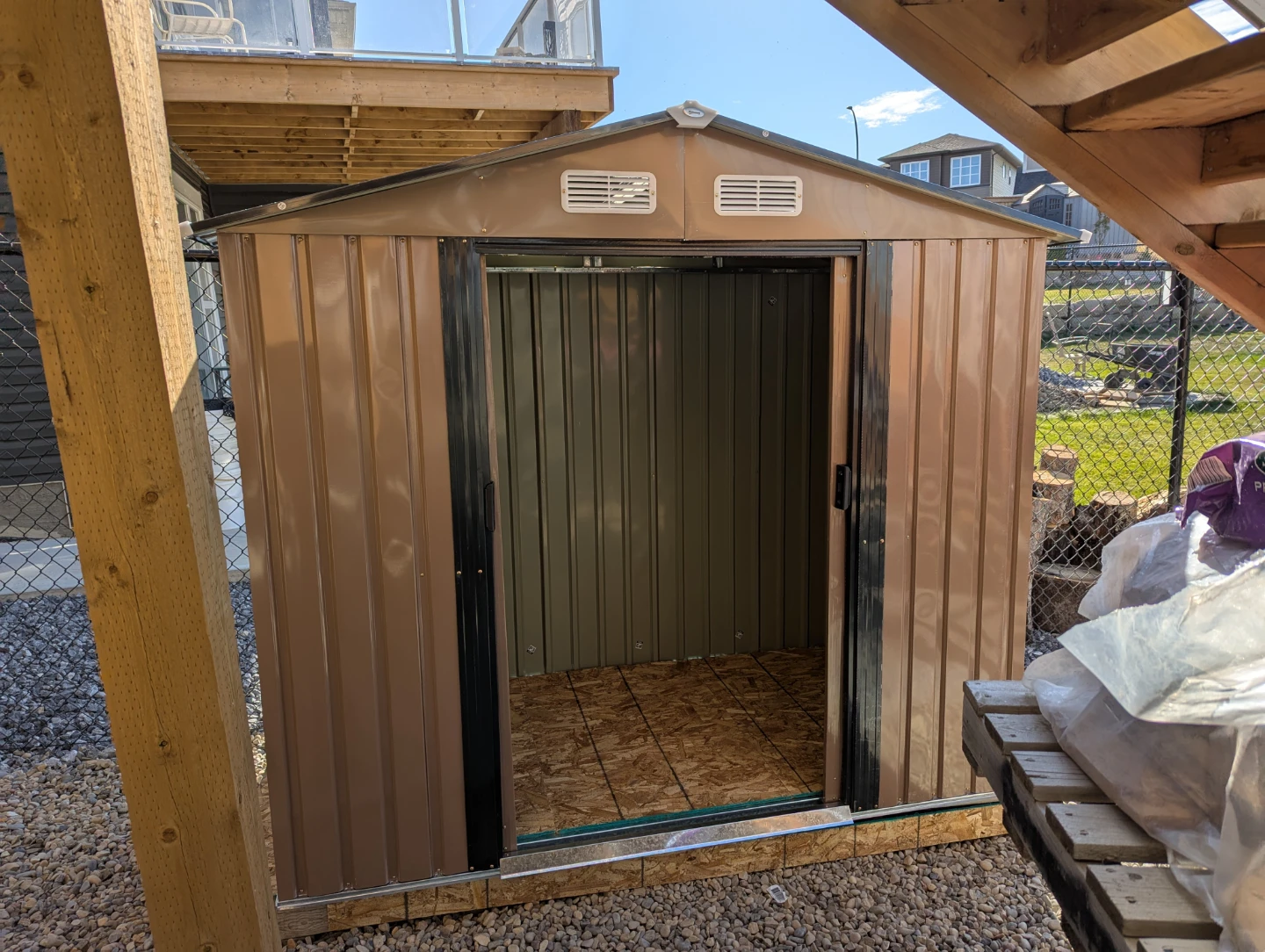 Brown Metal Storage Shed 🥕