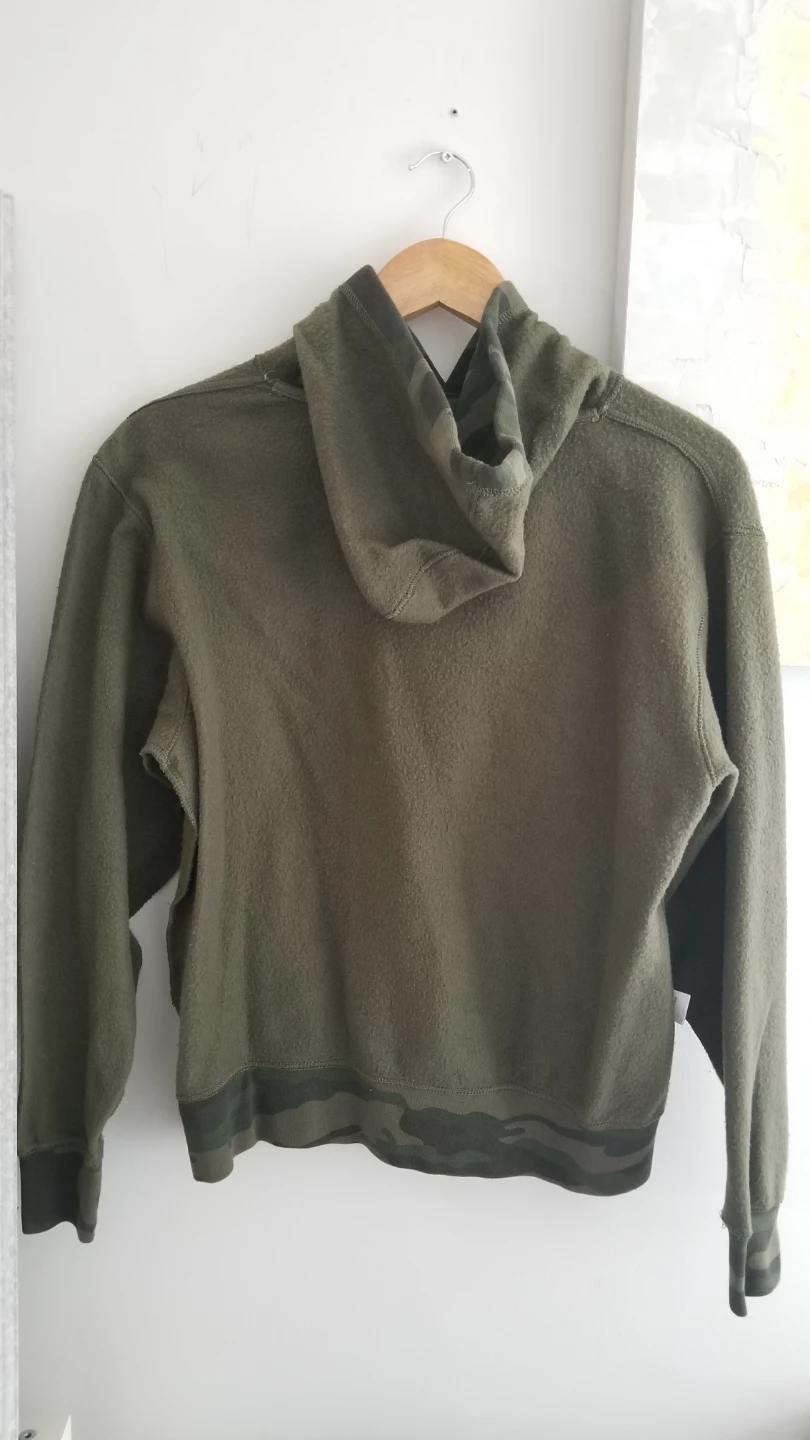 Camouflage Hoodie Size Small ❗ GOT SHRUNK AFTER WASH - photo 4