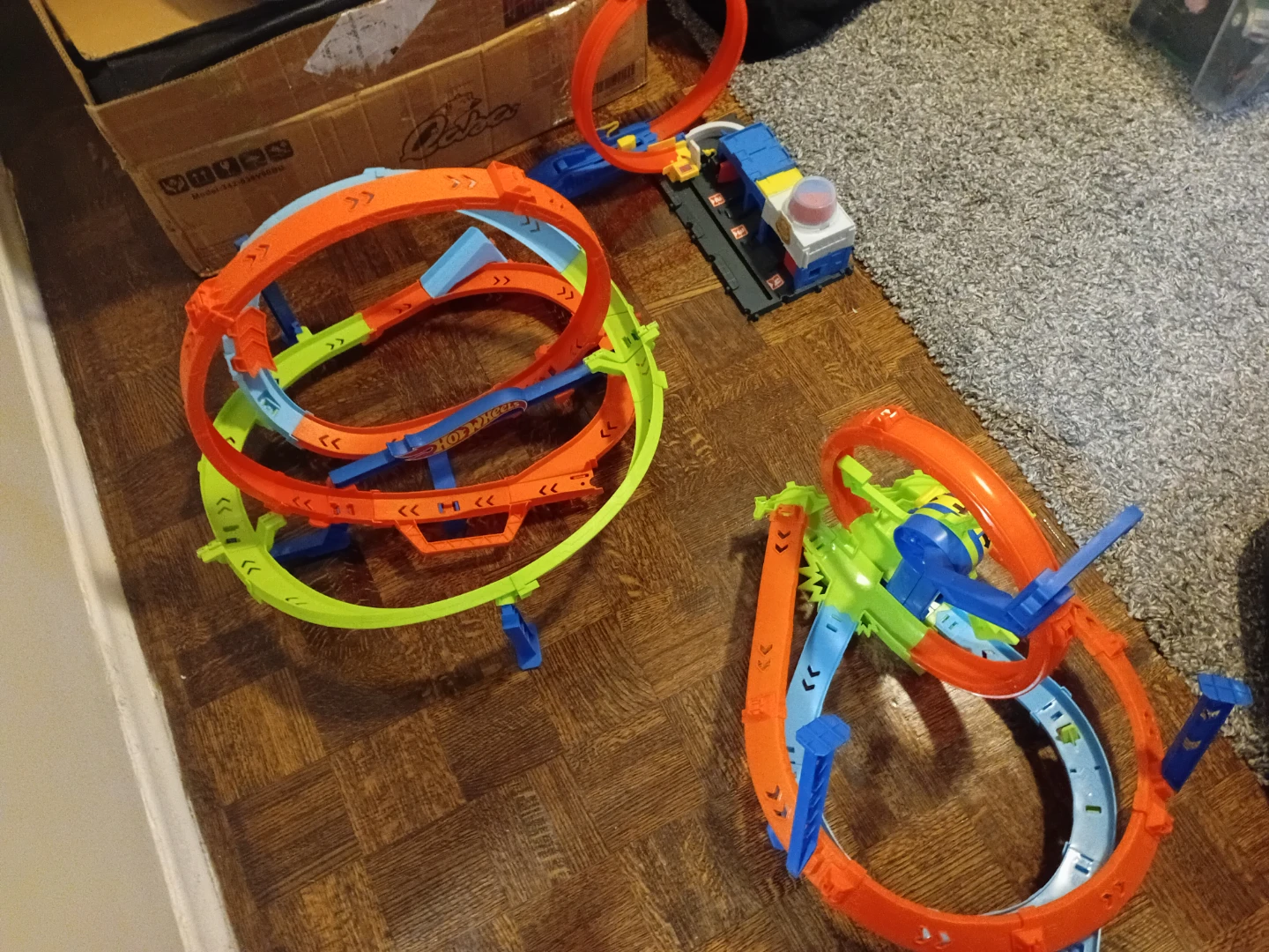 Hot Wheels Track Builder Set
