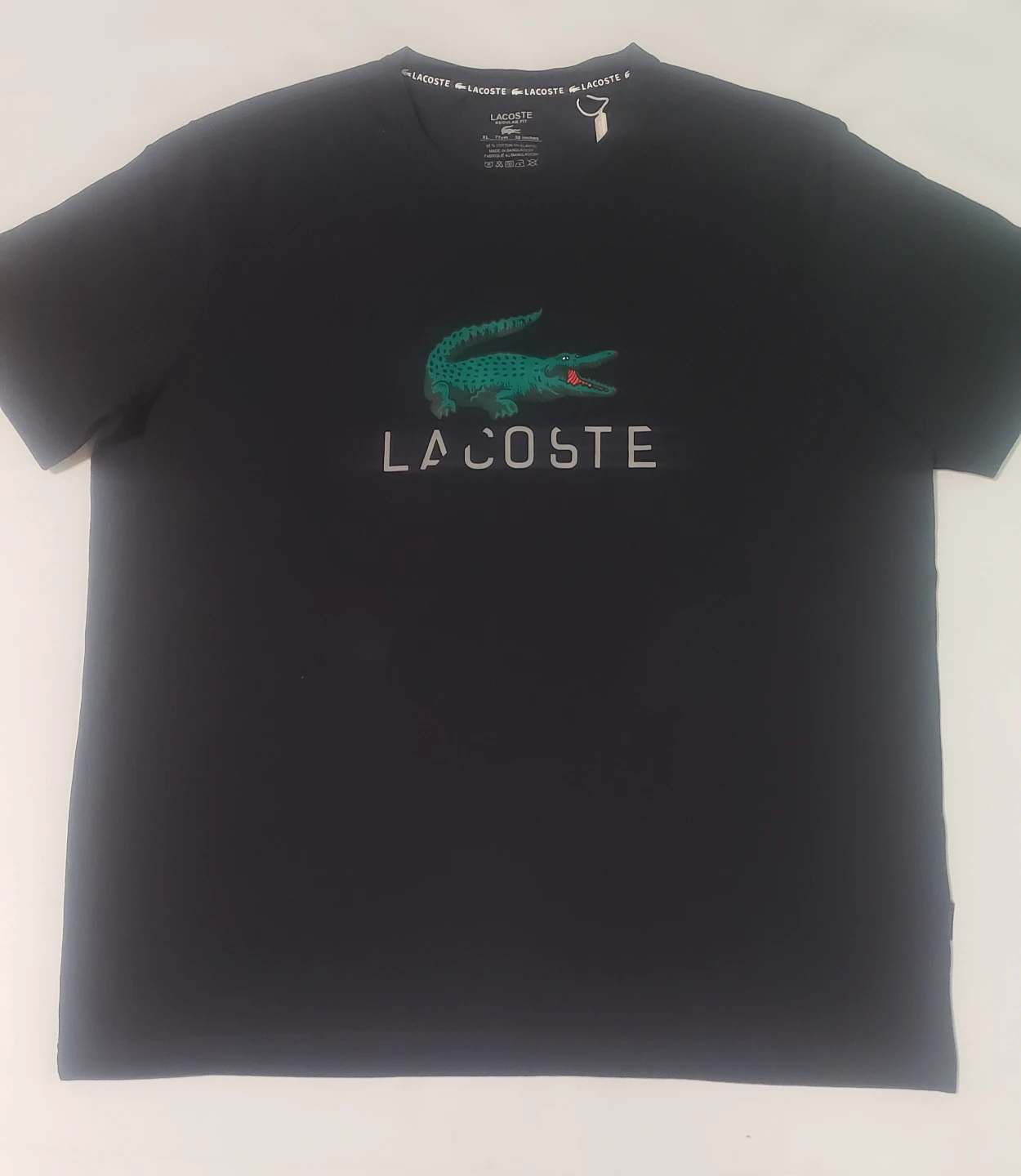 Brand new Men's Lacoste Tshirt Size XL