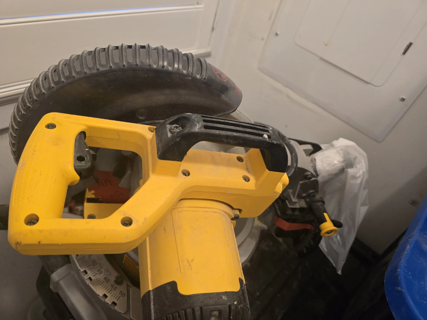 DEWALT Miter Saw - photo 2