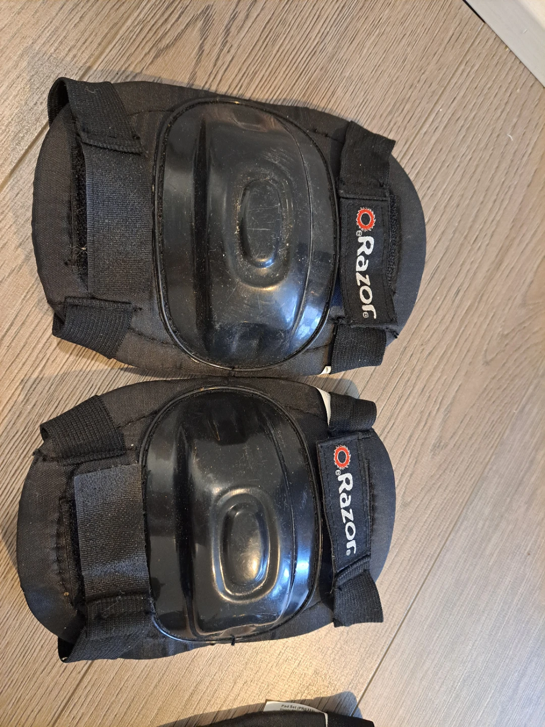Razor Protective Gear Set - Elbow Pads & Knee Pads - photo 4