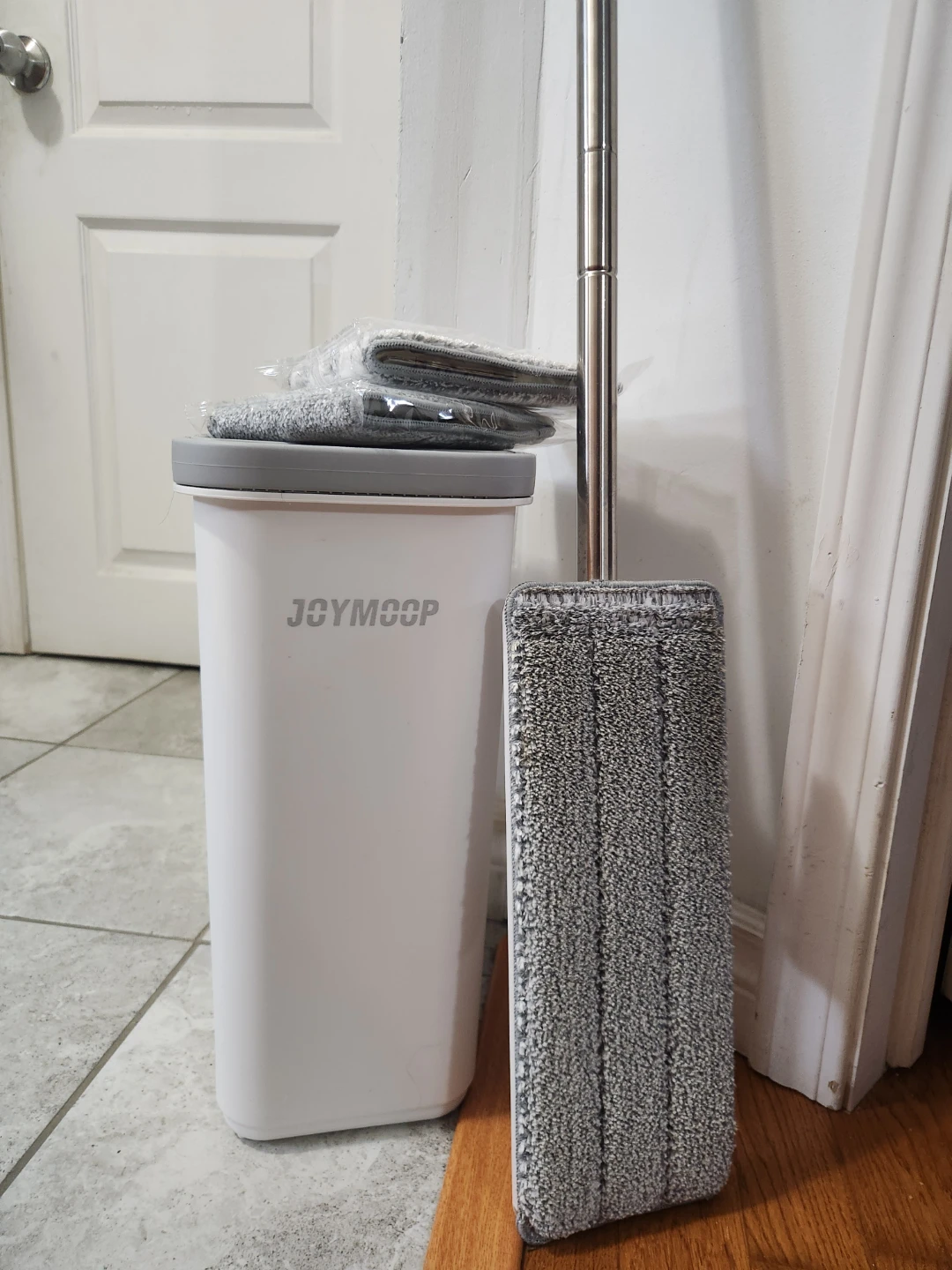JOVMOOP Flat Mop and Bucket Set - photo 2