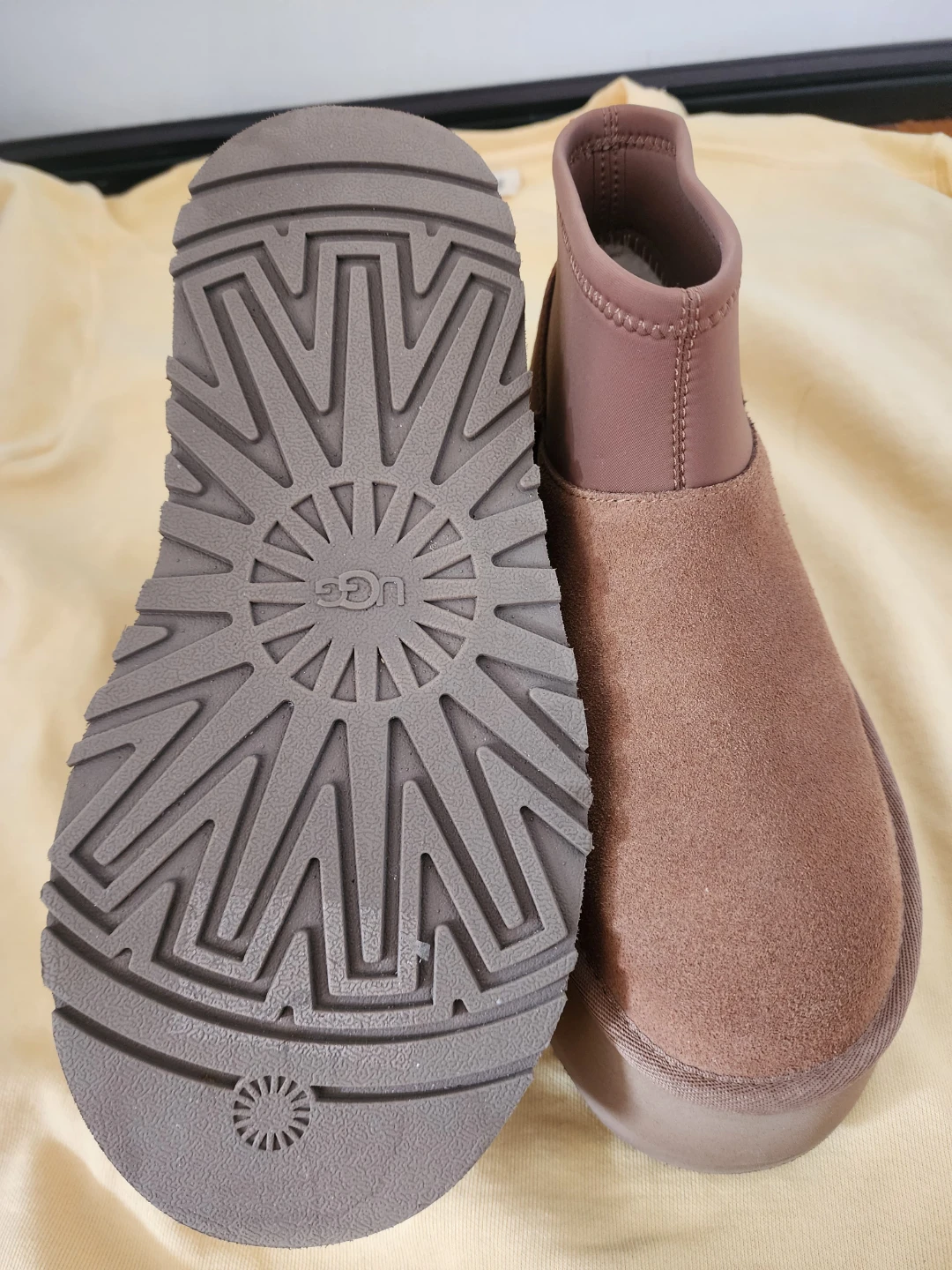 UGG Boots Brown Suede Platform Ankle Boots with Orange Pull Tabs - photo 3