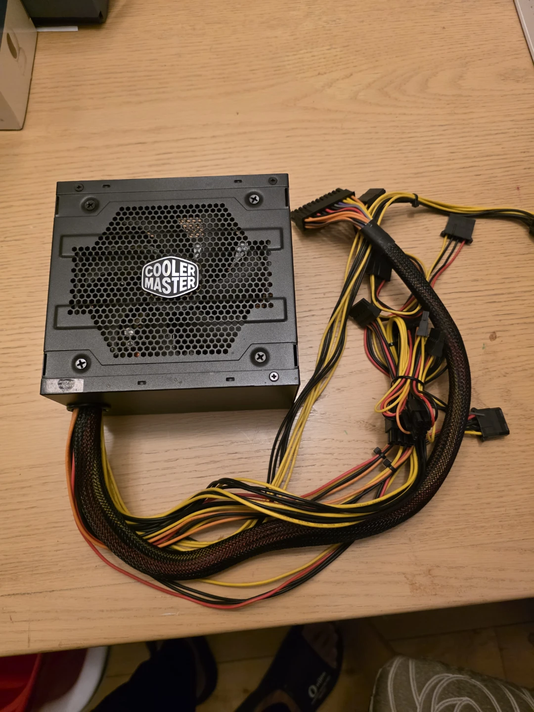 Cooler Master Elite V3 600W Power Supply