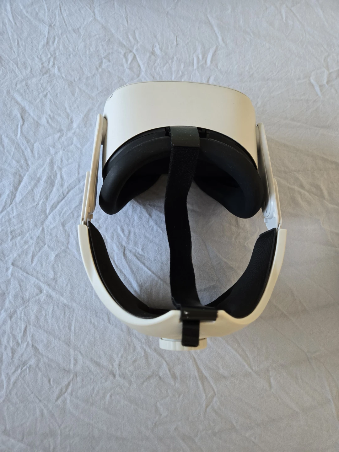 Oculus Quest 2 VR Headset - photo 2
