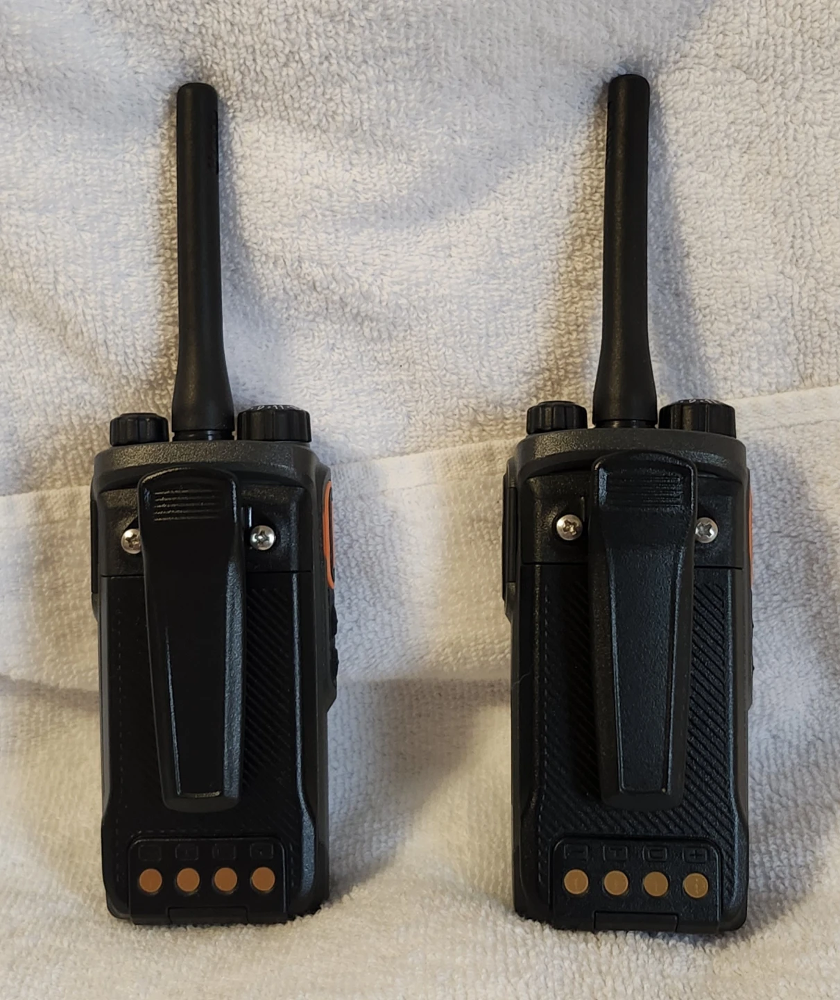 Hytera PD402i Walkie Talkie with charger 2 Qty - Pre-owned - photo 5
