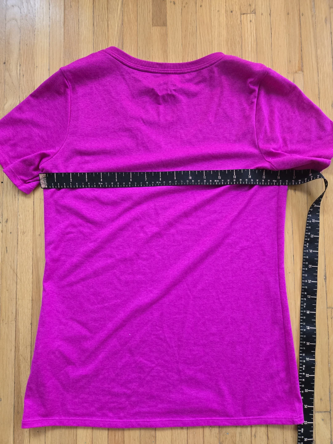 Nike Dri-FIT V-Neck T-Shirt - Women's Size Small - photo 4