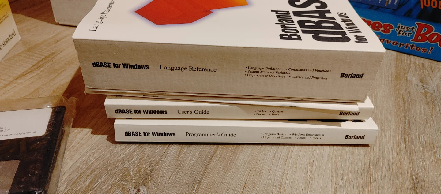 Borland dBASE for Windows 5.0 Software Package - photo 5