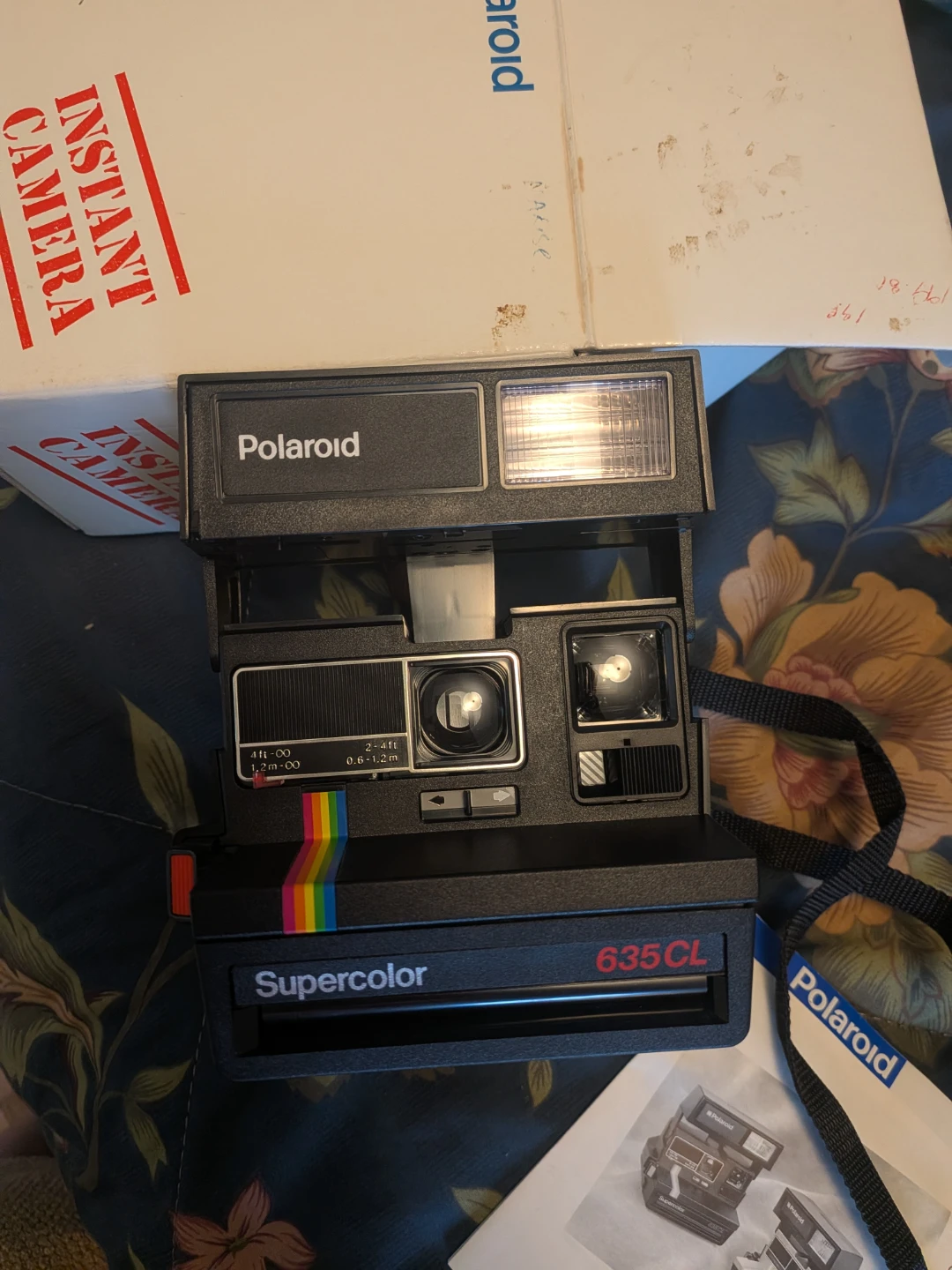 Polaroid 635CL Supercolor Instant Camera