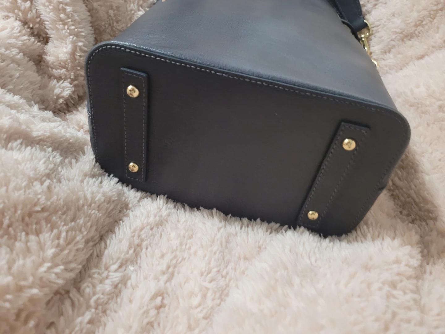 Dooney & Bourke Grey Leather Bucket Bag - photo 3