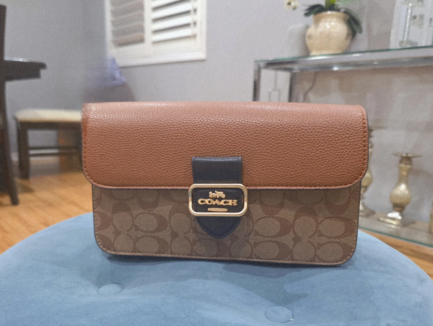Coach Crossbody Bag - Brown Signature