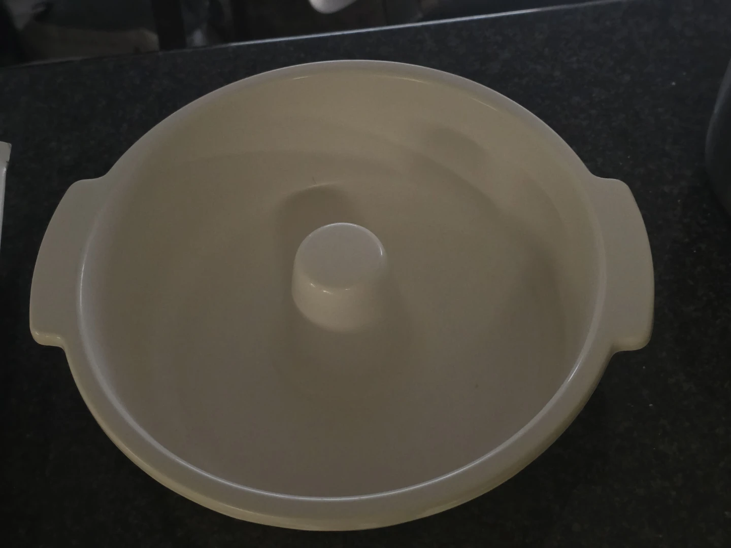 Vintage Rubbermaid Microwave Cookware 2 L Ring Pan - photo 3