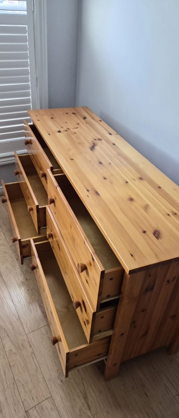 Pine Dresser with 6 Drawers - photo 3