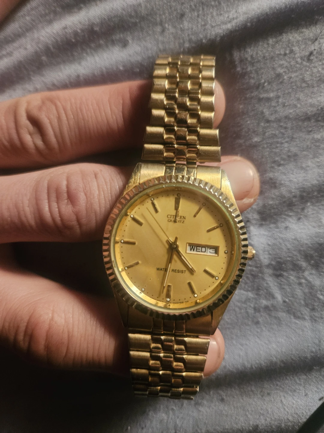 Citizen Gold Tone Watch LIKE NEW WITH BOX