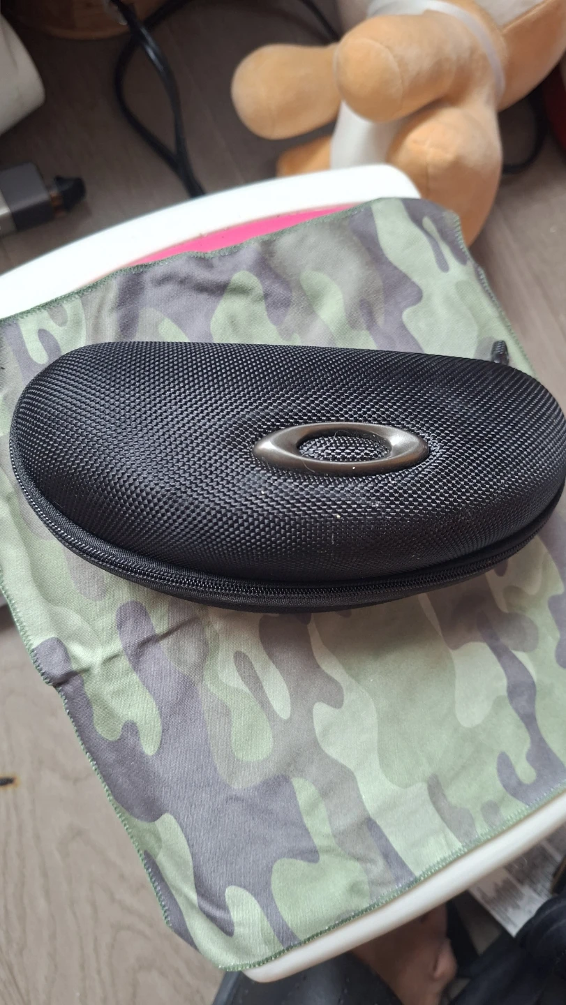 Oakley Sunglasses - photo 4