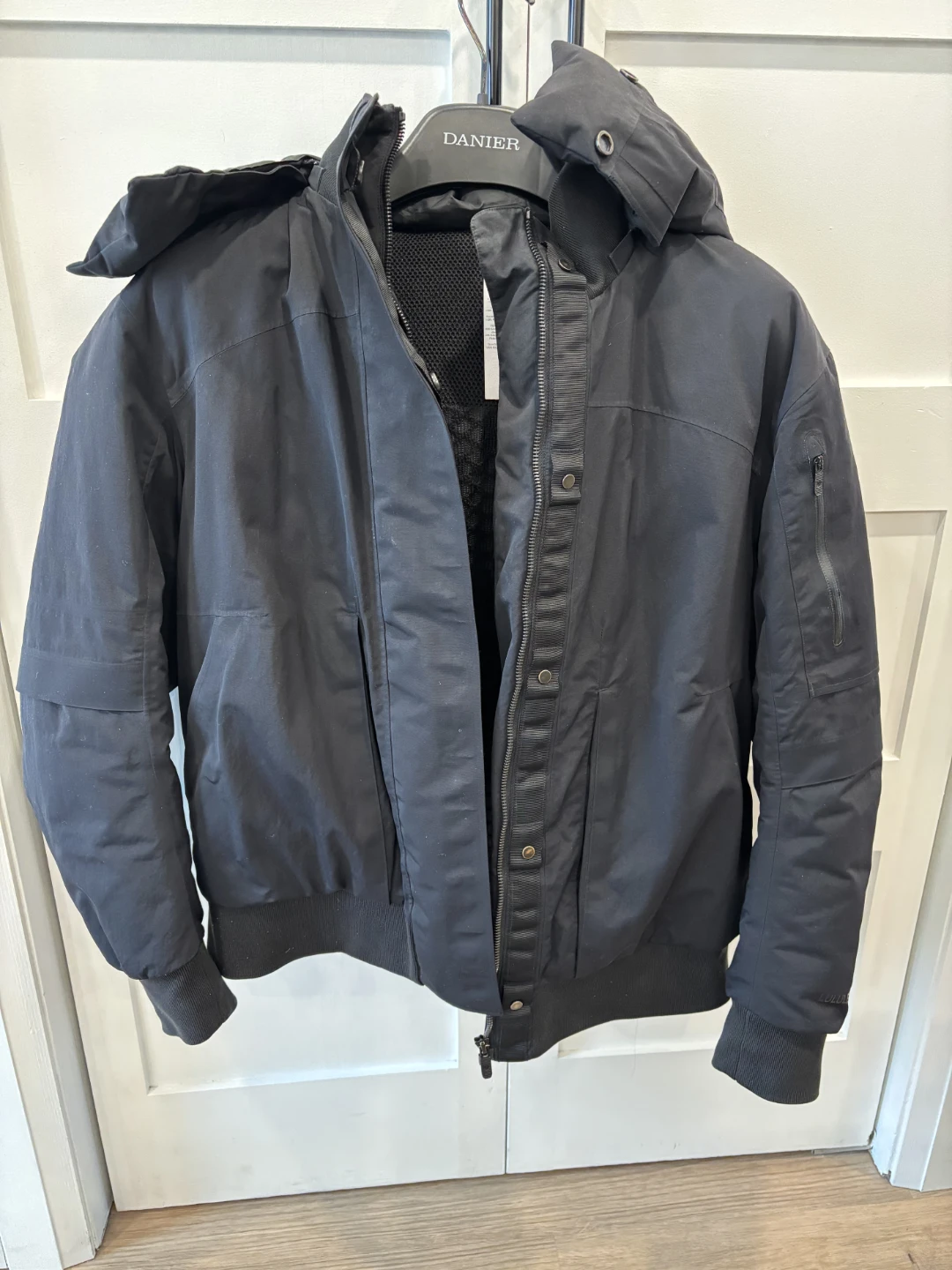 Lululemon Puffer Jacket - photo 2