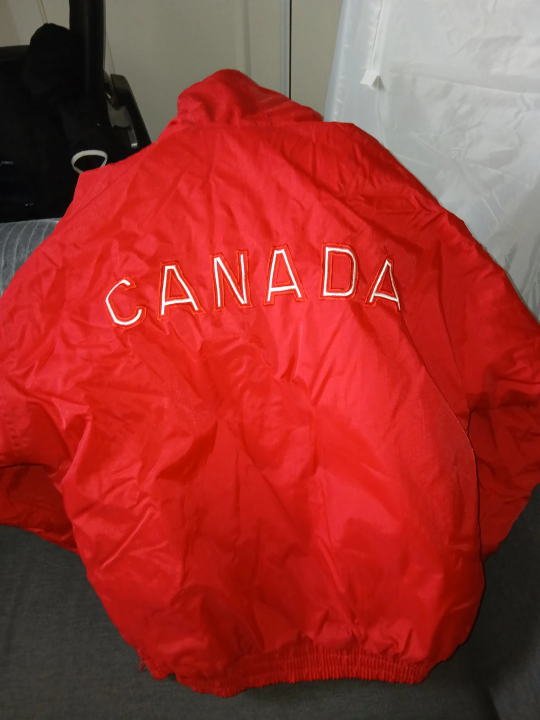 Red Canada Maple Leaf Anorak Jacket - photo 2