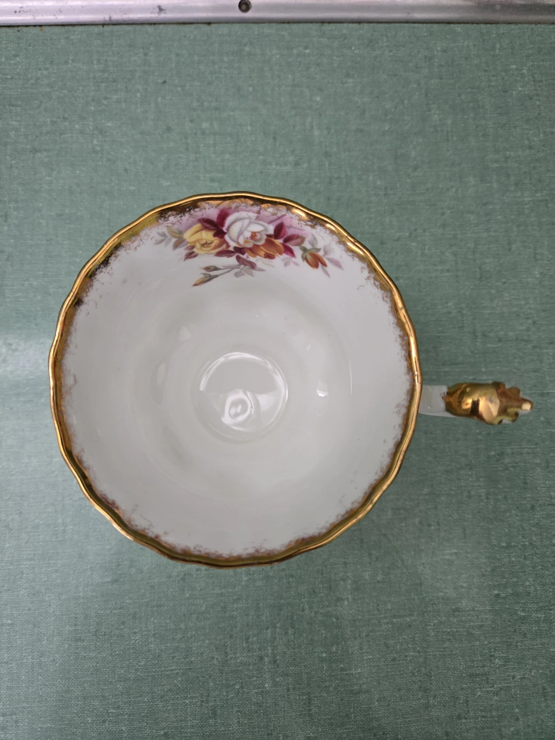 Royal Albert Lenora Tea Cup & Saucer - photo 2