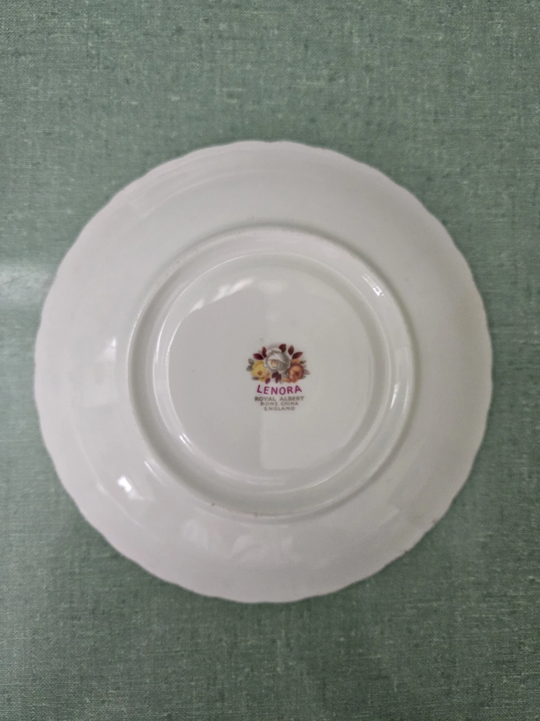Royal Albert Lenora Tea Cup & Saucer - photo 5