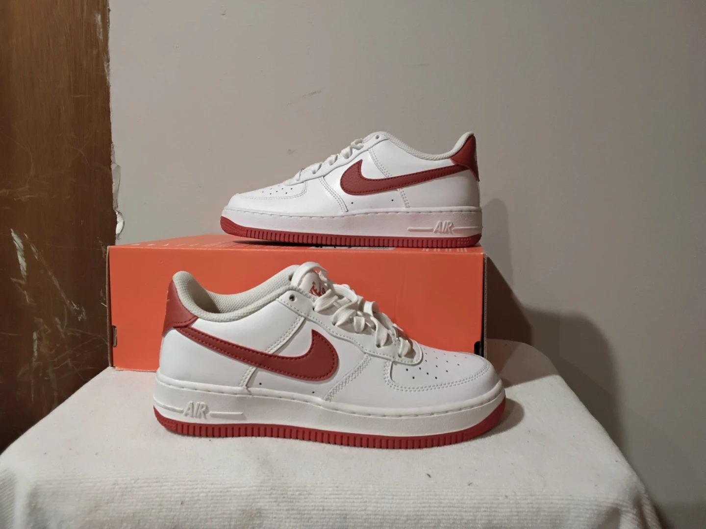 Nike Air Force 1 Sneakers White Red Size 7Y - photo 2