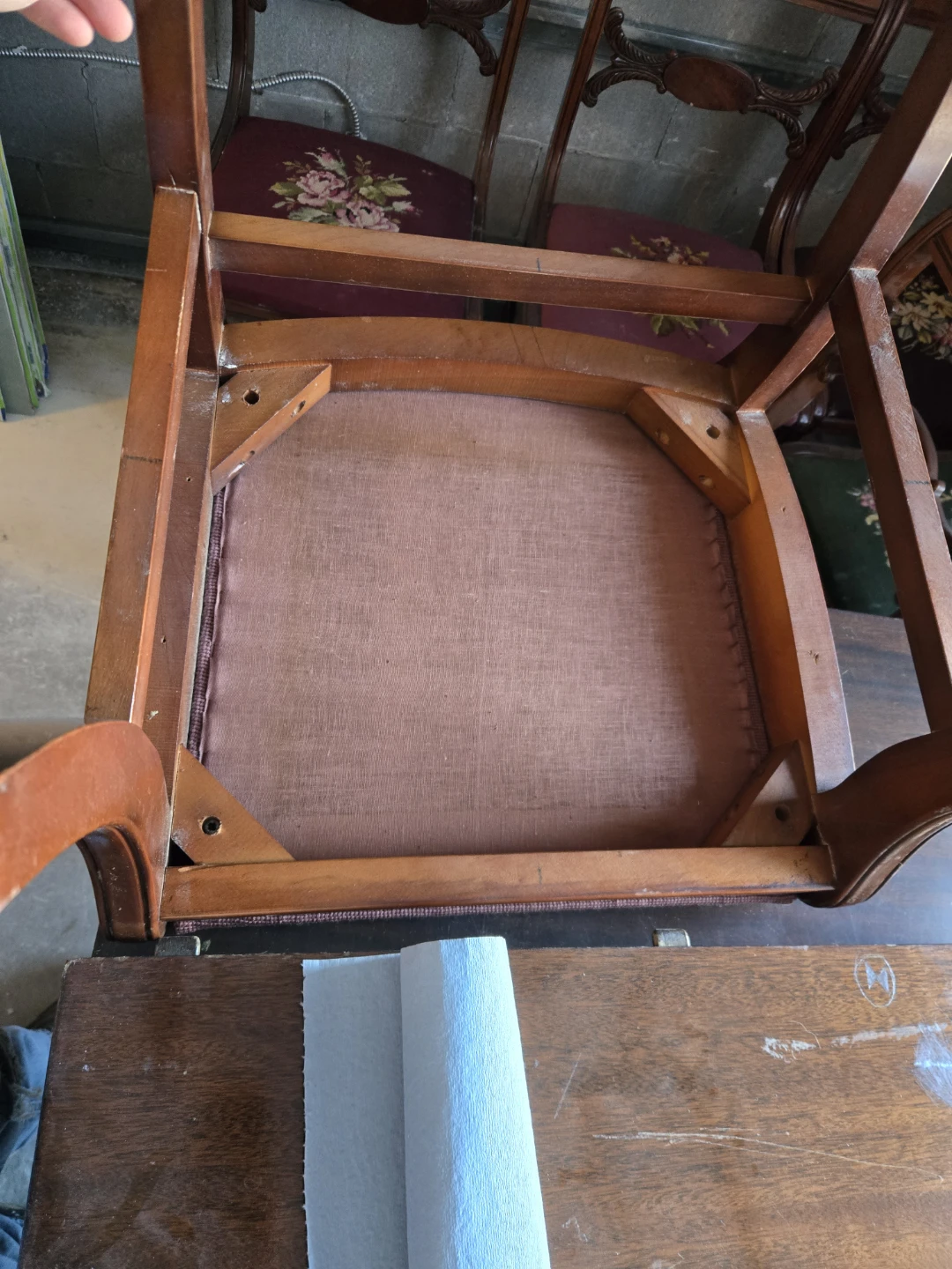 Set of 6 Dining Chairs with Floral Needlepoint Seats - photo 3