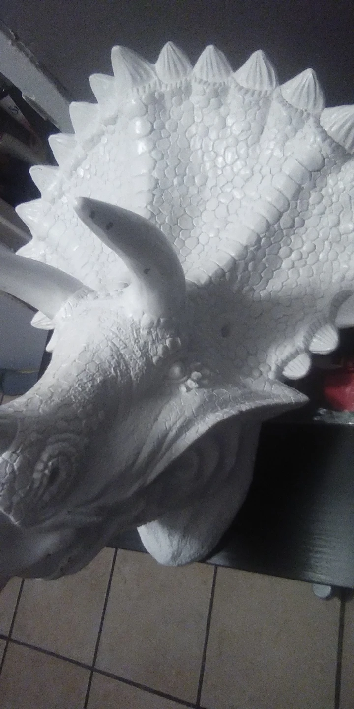 Triceratops Wall-Mounted Head 🦖 - photo 3