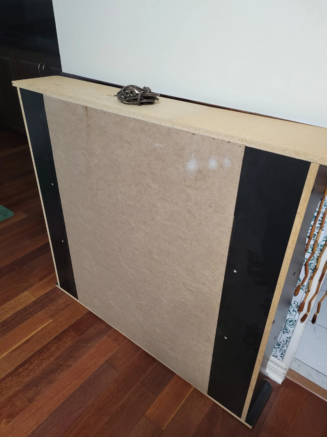Free Dresser Mirror - photo 3