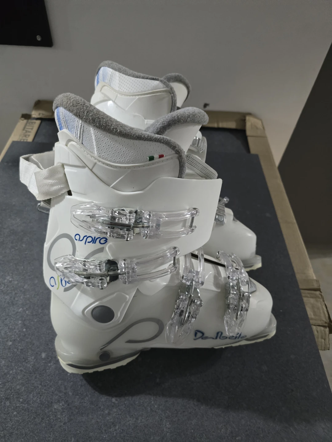 Dalbello Aspire Ski Boots White Size US 8