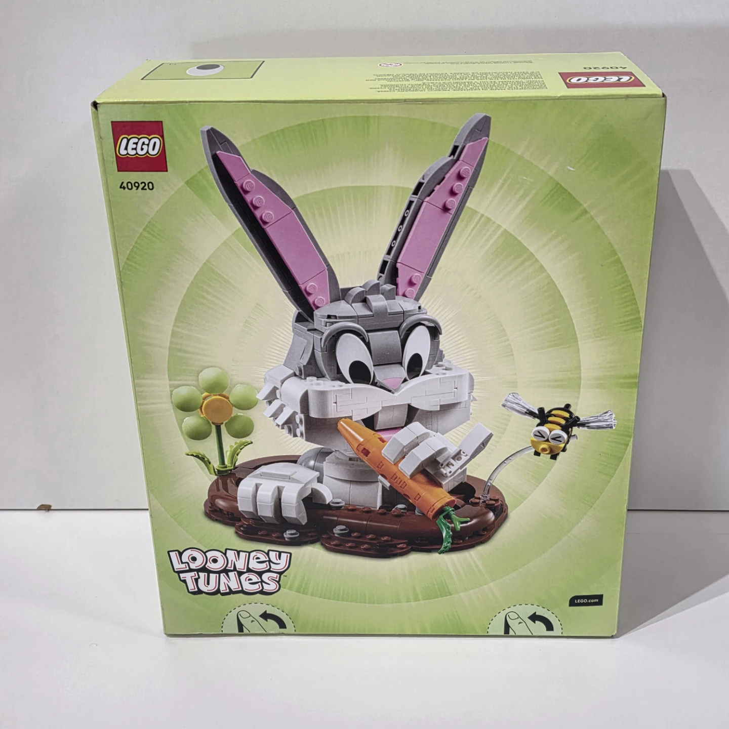 LEGO Looney Tunes Bugs Bunny Building Set 40920 - photo 2