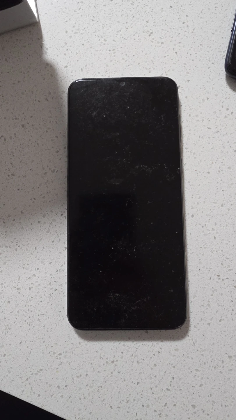 Phones - photo 3