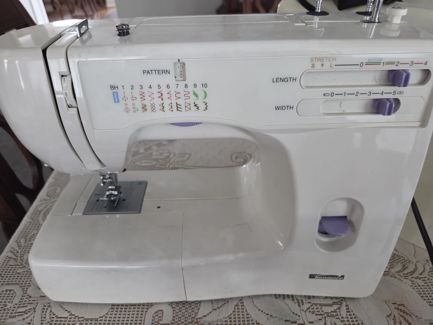 Kenmore White Sewing Machine - photo 2