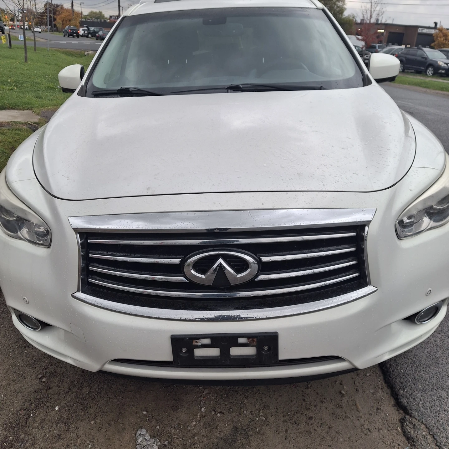 2011-2015 Infiniti  / QX60 White SUV