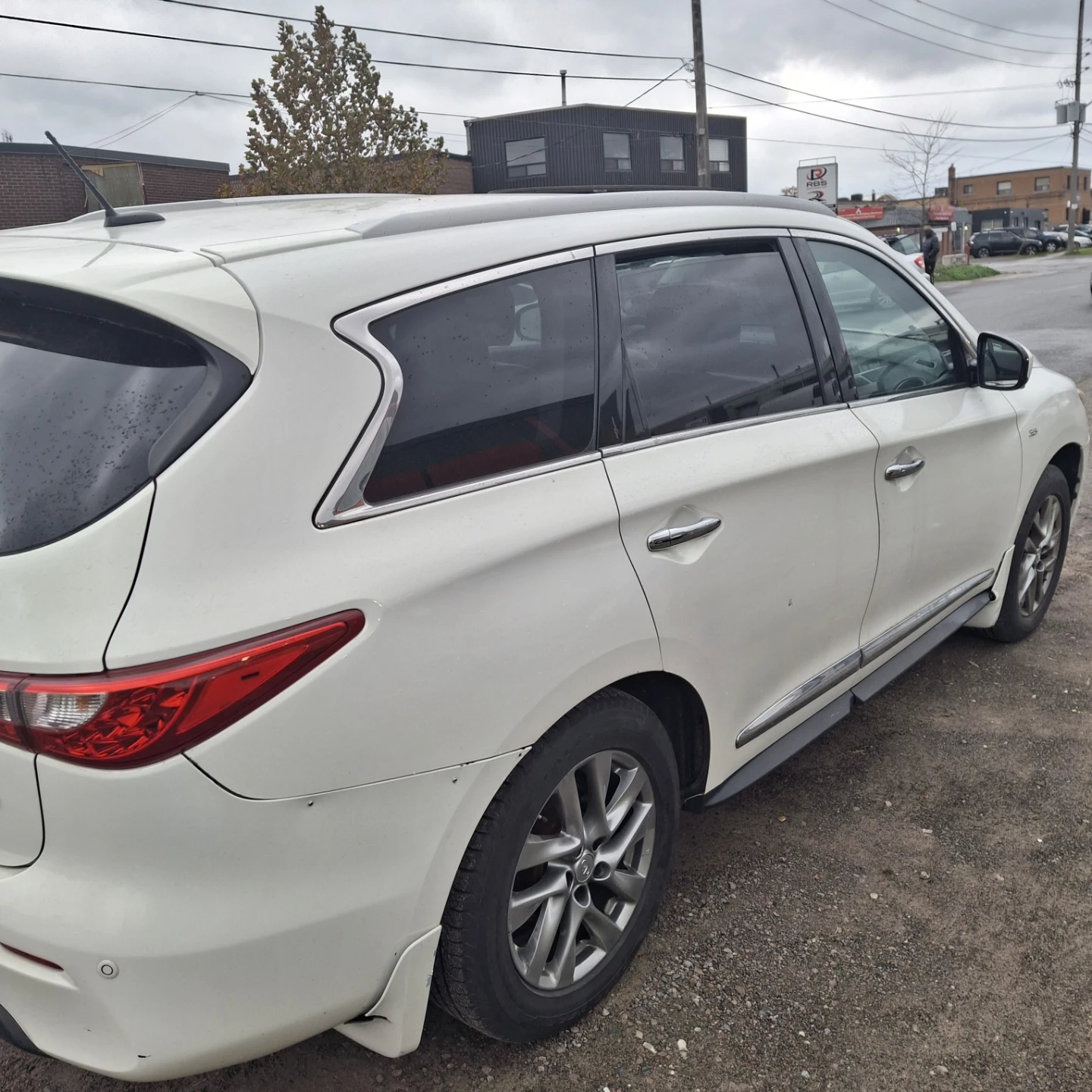 2011-2015 Infiniti  / QX60 White SUV - photo 2