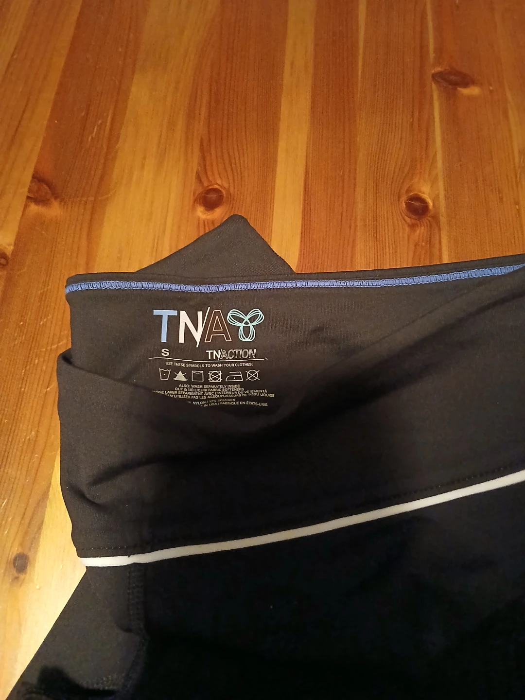 TNA Black Flare Yoga Pants - photo 4
