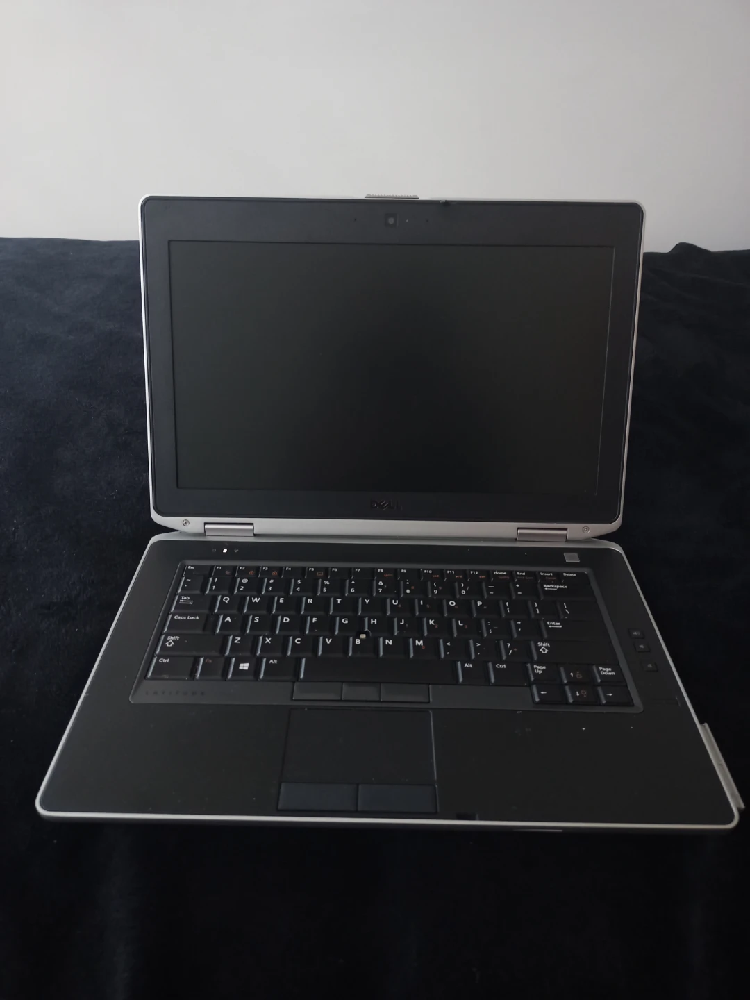 Dell Latitude E6410 Laptop Computer - photo 3