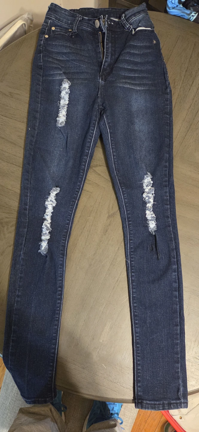 U.W.J Distressed Skinny Jeans Size 9/10