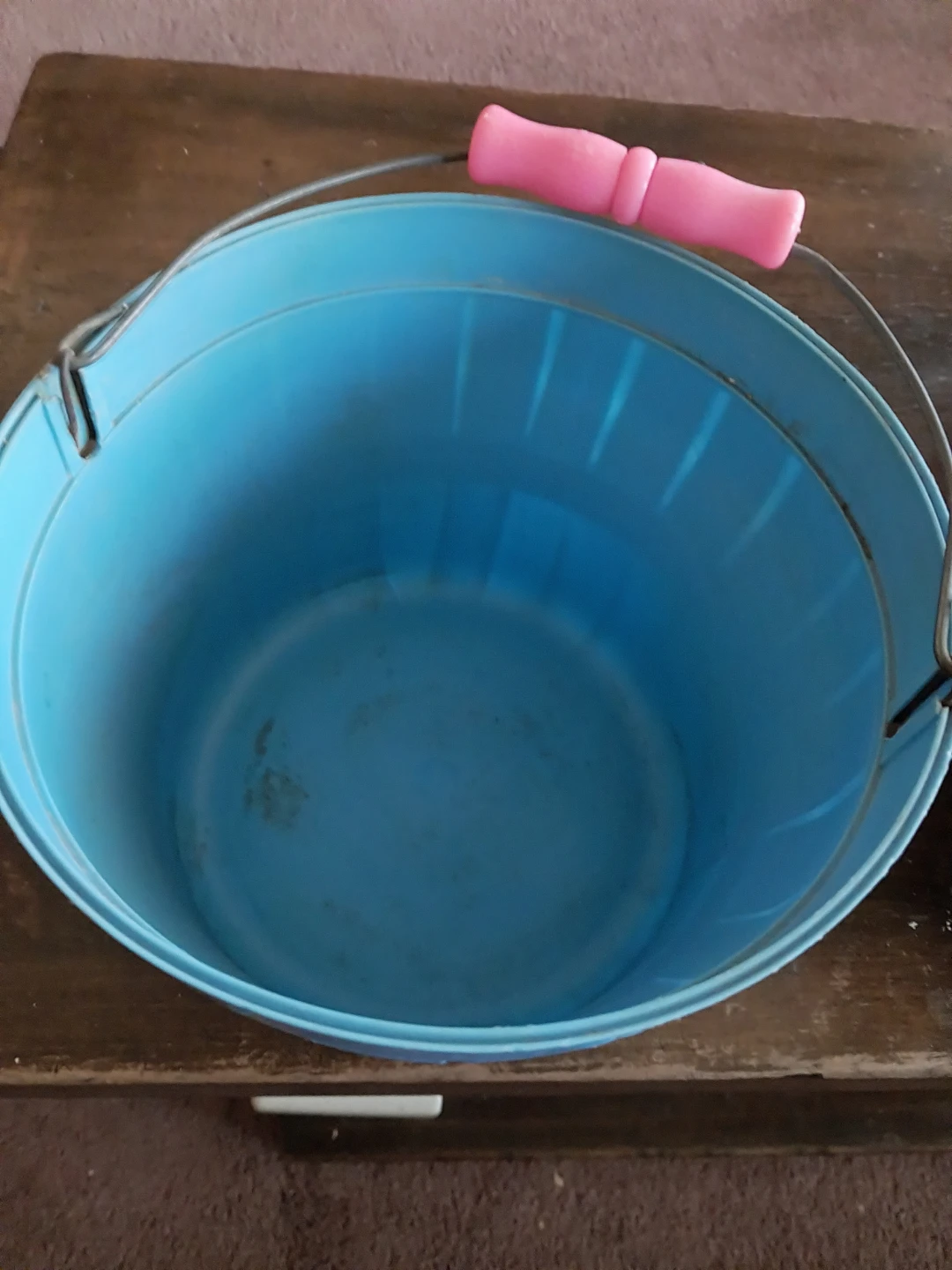 Blue Plastic Bucket with Pink Handle - photo 3