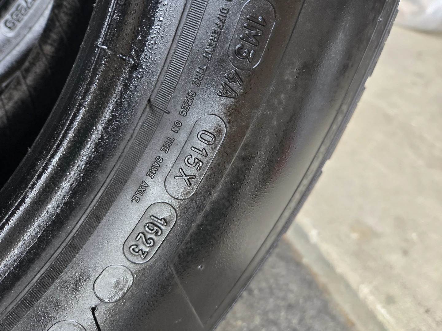 Michelin Latitude Tour HP Tires - 245/60R18 - photo 4