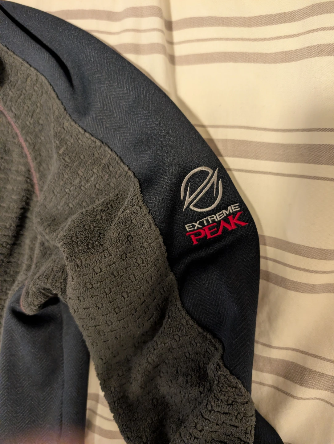 Black Yak pull over men's quarter zip - photo 2