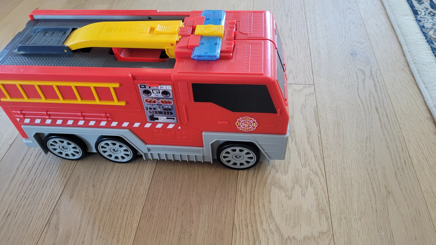 Hot Wheels City Fire Station playset