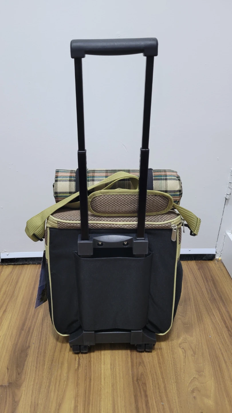 Picnic Basket with Wheels and Blanket - photo 3