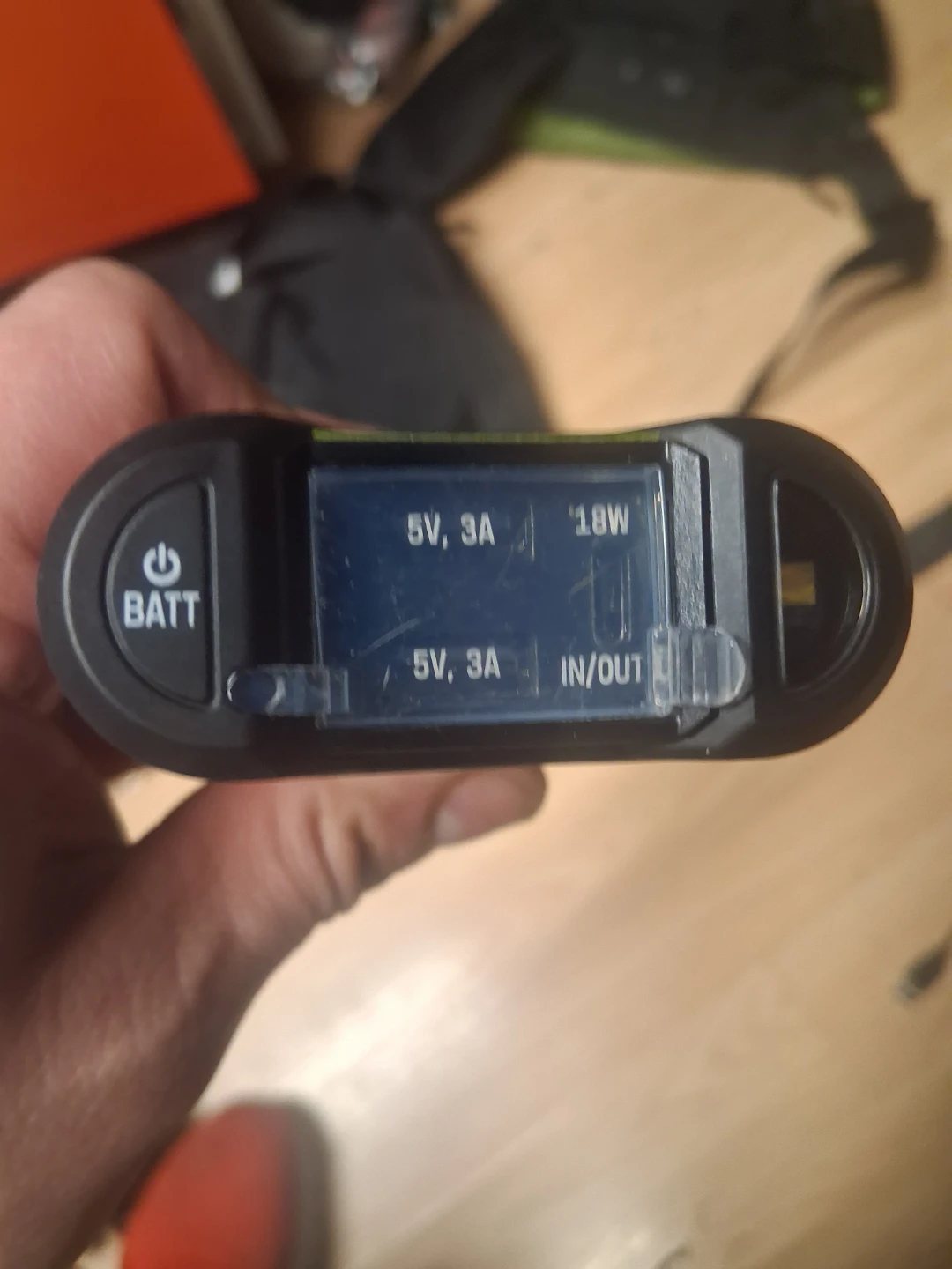 Zero Venture 35 power bank with a 9,600mAh - photo 3