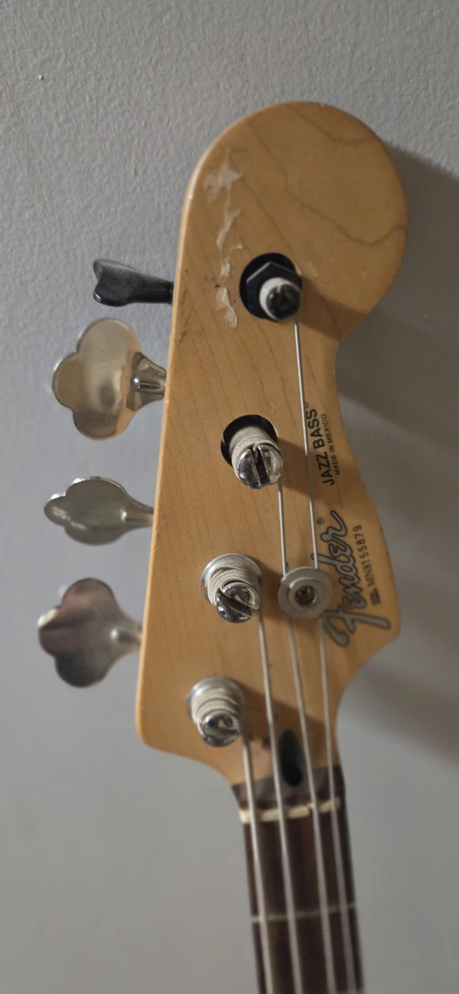 Fender Jazz Bass Guitar - photo 2