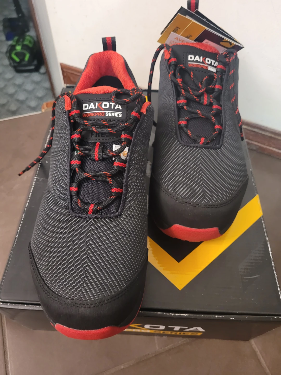Dakota Workpro Series Men's Black/Red Safety Shoes Size 10 - photo 2