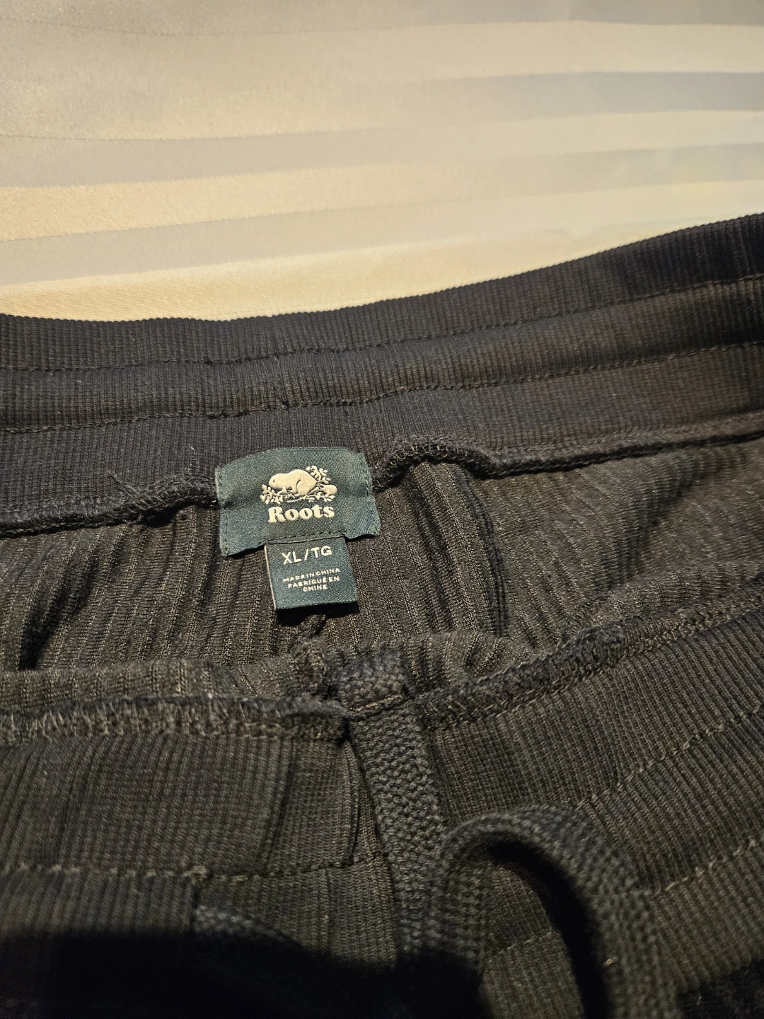 Roots Black Corduroy Velour Pants XL/TG - photo 2