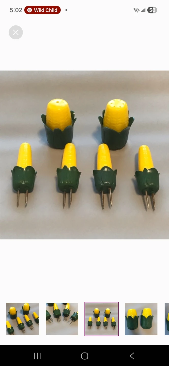 Vintage Corn Cob Salt and Pepper Shakers Set
