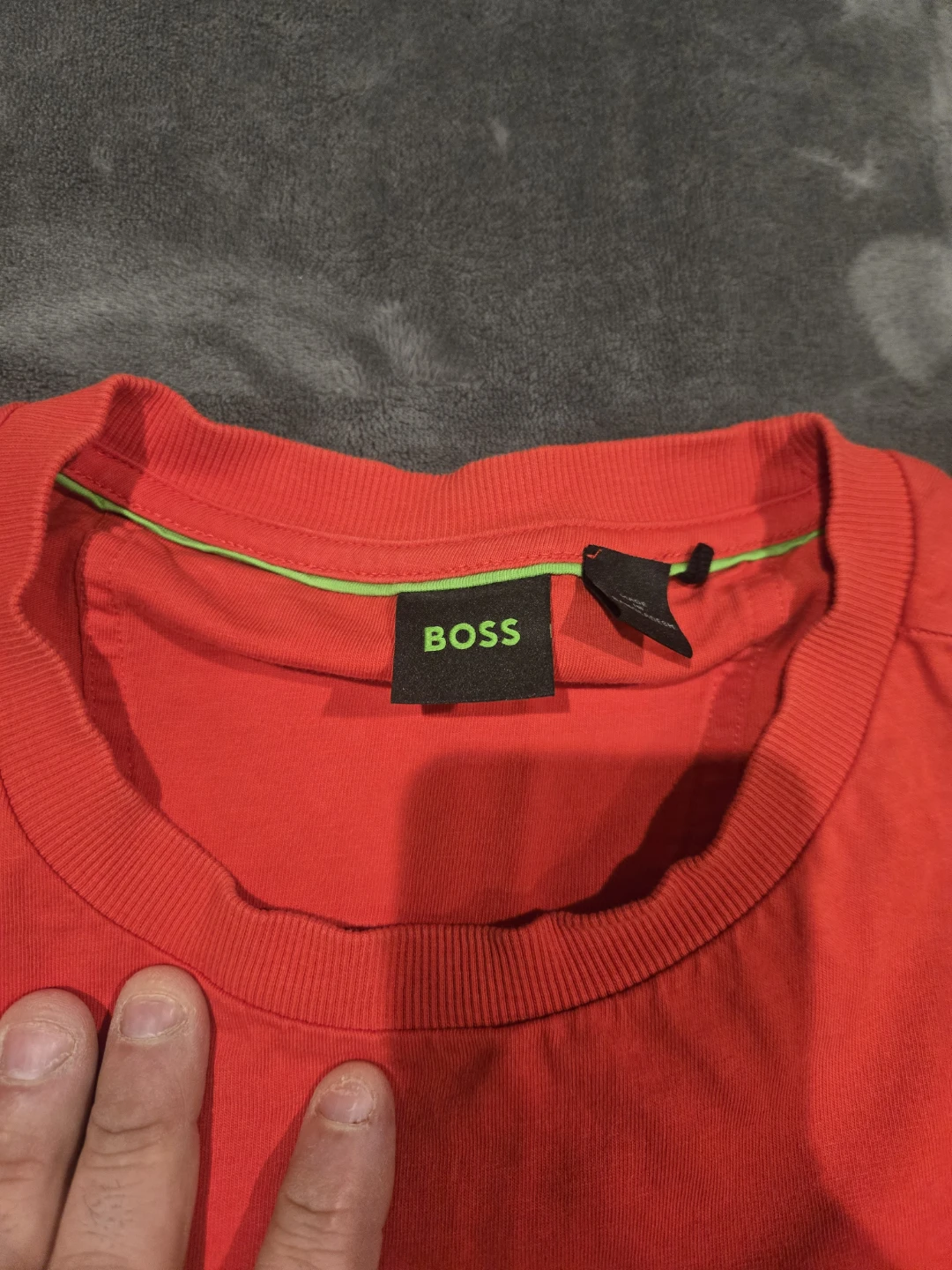 Hugo Boss Shirts XXL $40 or all for 100 - photo 5