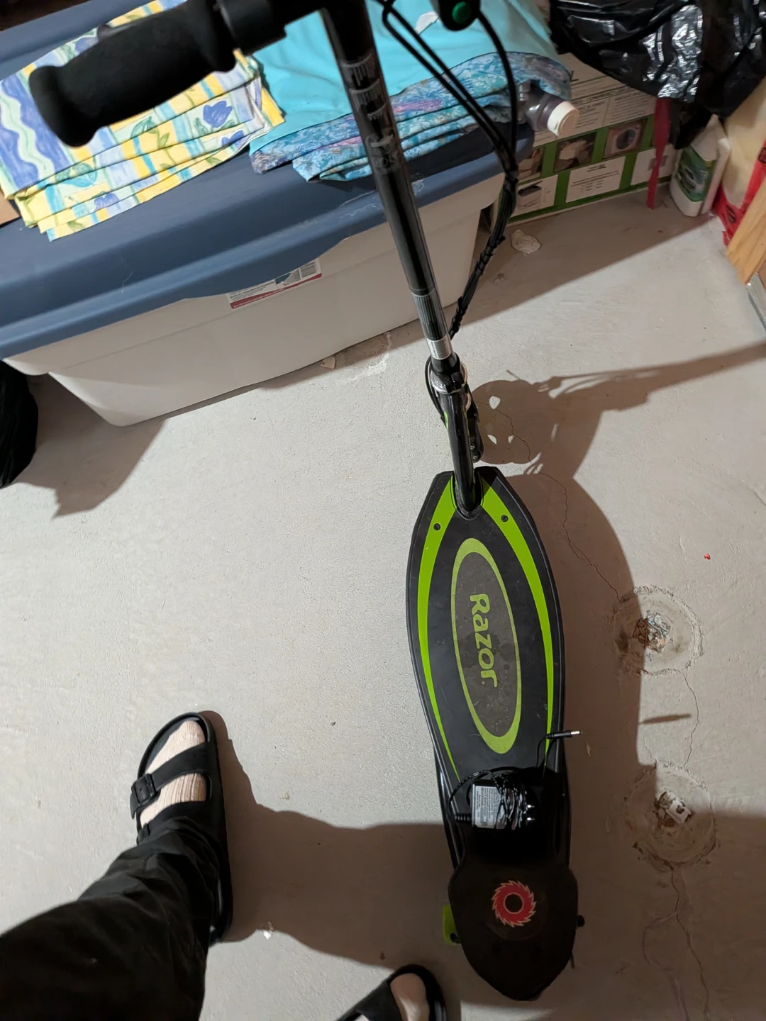 Razor Power Core E90 Electric Scooter - photo 2