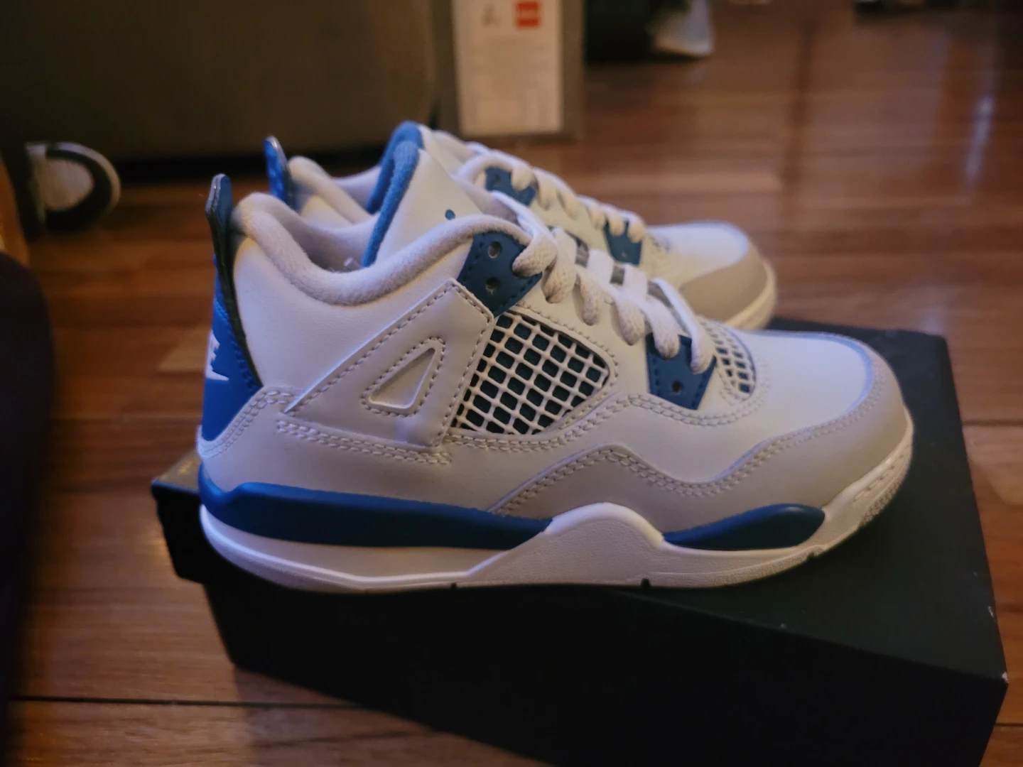 Children's Nike Air Jordan 4 White/Blue - photo 5